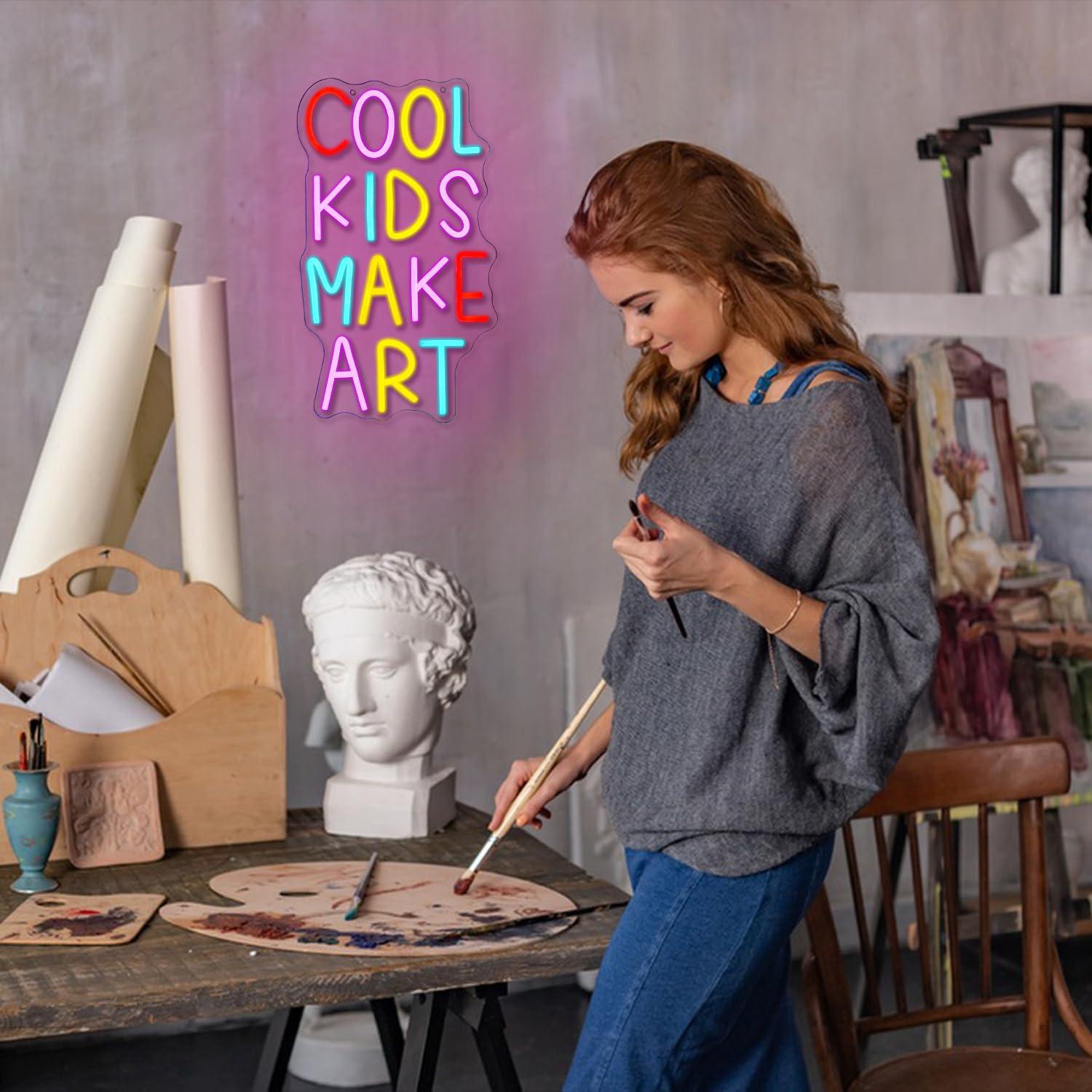 Cool Kids Make Art Neon Sign U - Nursery recensie en prijs
